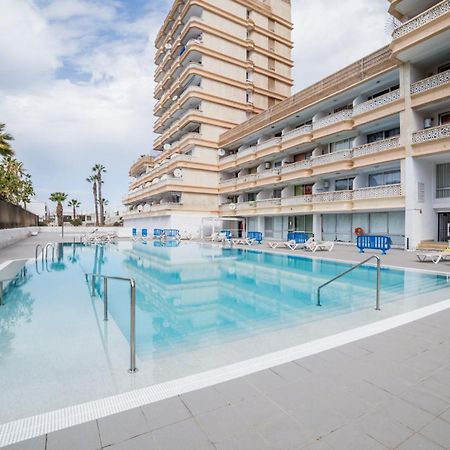 Un Dormitorio En Playa De Las Americas Costa Adeje  ภายนอก รูปภาพ