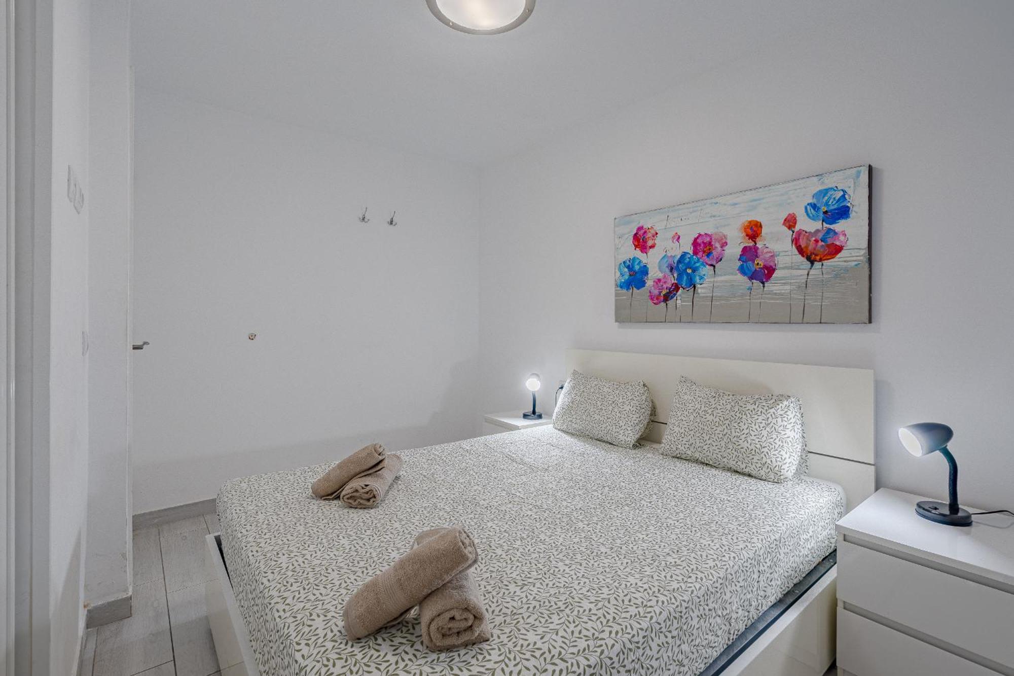 Un Dormitorio En Playa De Las Americas Costa Adeje  ภายนอก รูปภาพ